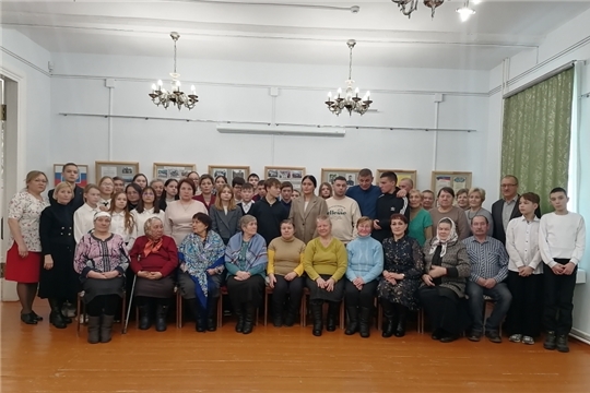 В Аликовском литературно-краеведческом музее состоялось открытие выставки «Герои специальной военной операции бессмертны»