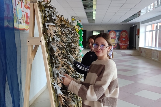 Молодежь тоже присоединилась