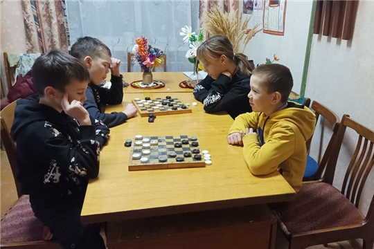 Шашечный турнир в Нижаровском ДК