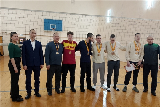 Традиционный турнир по волейболу среди мужских команд памяти участника боевых действий в Чеченской Республике Александра Миронова