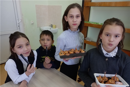 В Чутеевском доме культуры в рамках года экологии, прошел экологический час "Полезная экология"