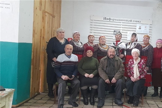 Поздравили жительниц деревни Латышево