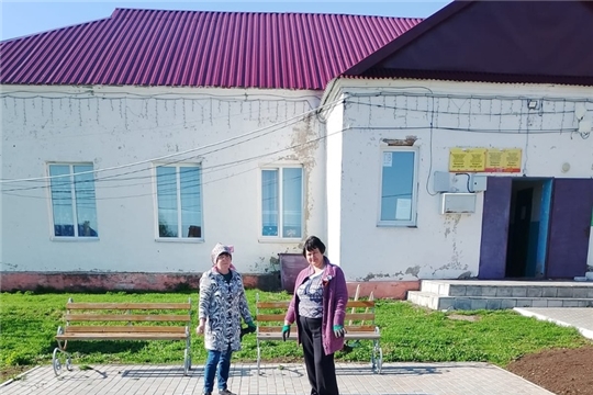 Территории домов культуры с каждым днем все краше!