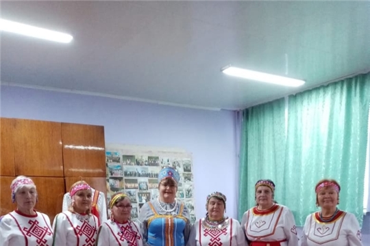 Фестиваль народного творчества имени Анисима Асламаса завершил Чебаковский сельский Дом культуры.