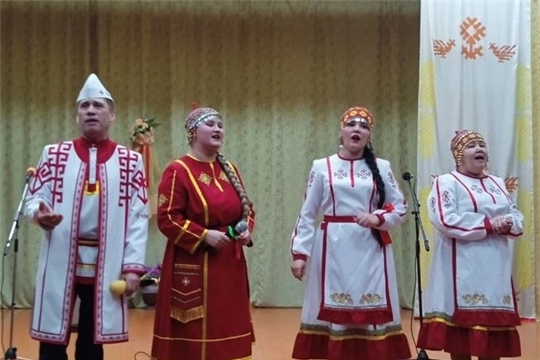В Персирланском Сельском Доме культуры состоялся замечательный концерт ансамбля из Аликовского муниципального района "Светлая мечта".