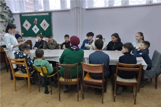 В Нижнемочарском сельском Доме культуры провели час общения с фельдшером