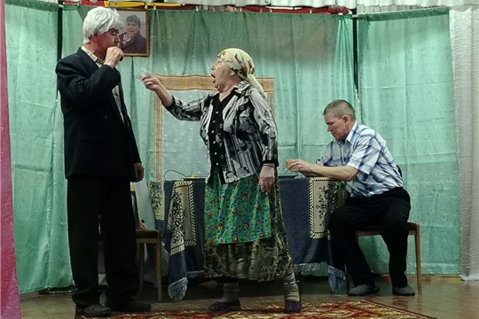 На сцене Советского СДК выступил Асламасский народный театра