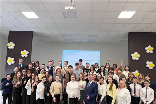 Продолжаются обучающие занятия Акселератора проектов «Создавай. Новочебоксарск» 