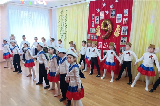 Праздник "День Победы" в МБДОУ "Центр развития ребёнка-детский сад 50"Непоседа"
