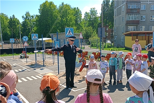 С чего же начинается безопасность детей дороге