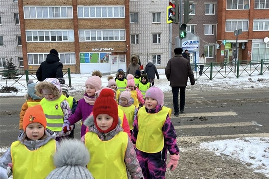 Пешеходный переход, наш друг - светофор!