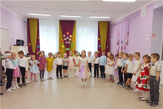 С Днем дошкольного работника.
