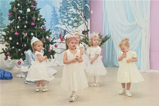 Сказка к нам приходит