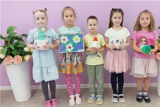 Бережем природу: поделки из вторсырья.