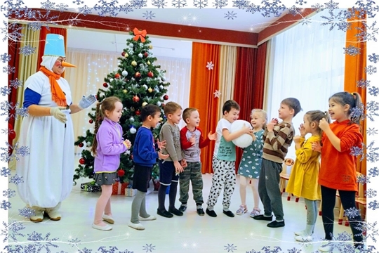 Развлечение "Прощание с новогодней красавицей-ёлочкой".