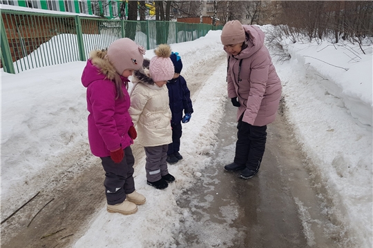Безопасные игры на прогулке