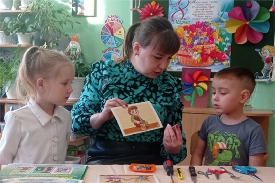 Детям о безопасности с острым и режущими предметами