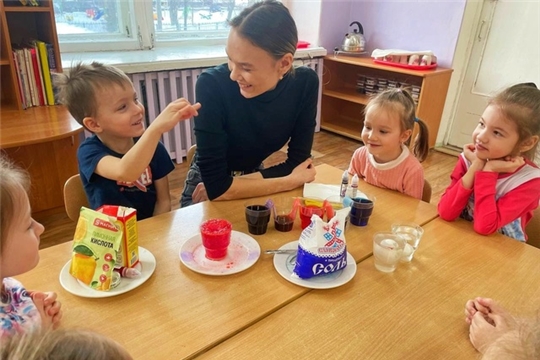 опыты «В поисках науки» в рамках Городской Недели науки