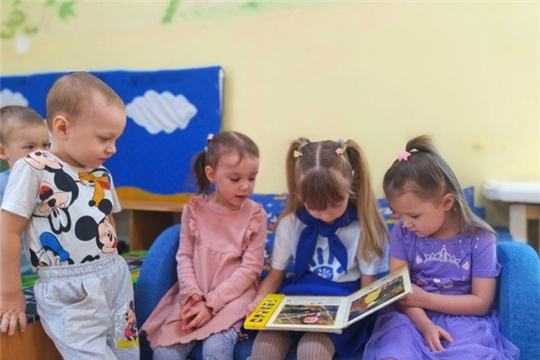 Помощь младшим в рамках муниципального проекта "Тимуровская команда"