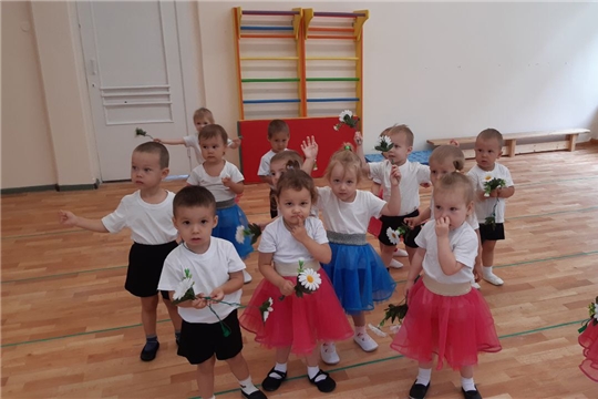 Танец "Цветочки"