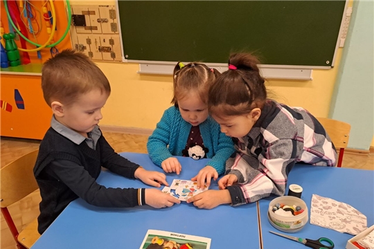 "Энциклопедия профессий от А до Я: швея"