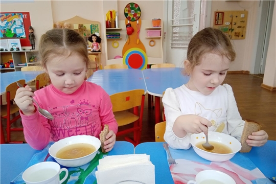 "Суп с фрикадельками - очень полезный и вкусный"