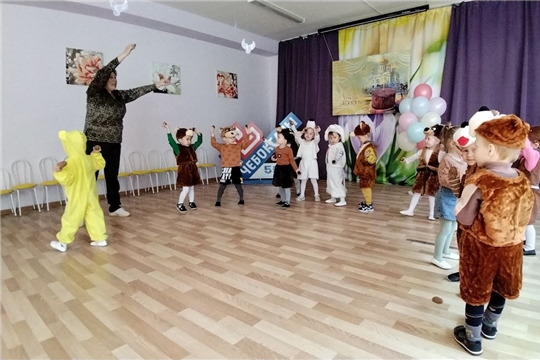 "Итоговое открытое занятие танцевальной студии "Топотушки"