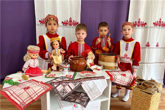 "Преданья старины глубокой"
