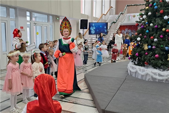 Новогоднее представление во Дворце детского (юношеского) творчества города Чебоксары