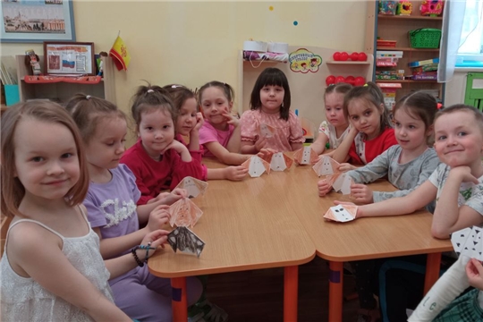 Кружок «Волшебный мир оригами».