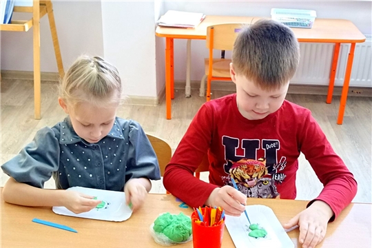 Занятие по тестопластике "Чудеса из теста"