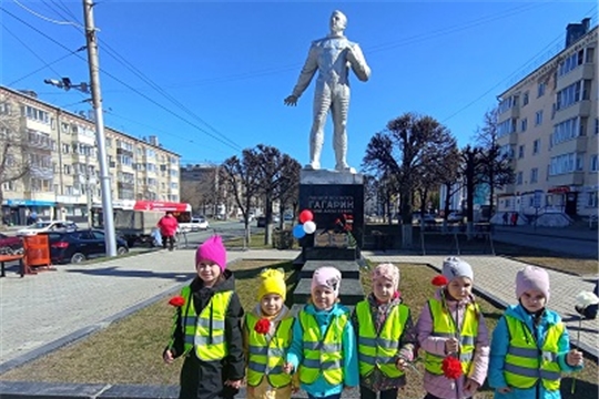 "Экскурсии к памятникам Ю.А.гагарина, А.Г.Николаева