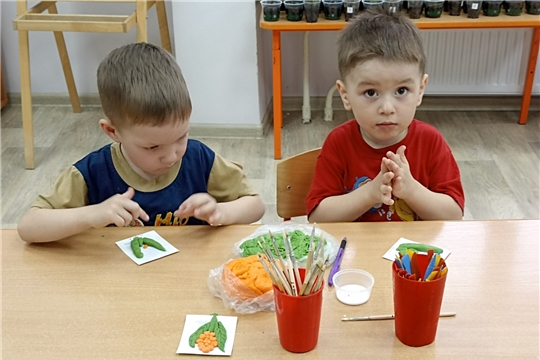 Тестопластика на тему "Весенние цветы"