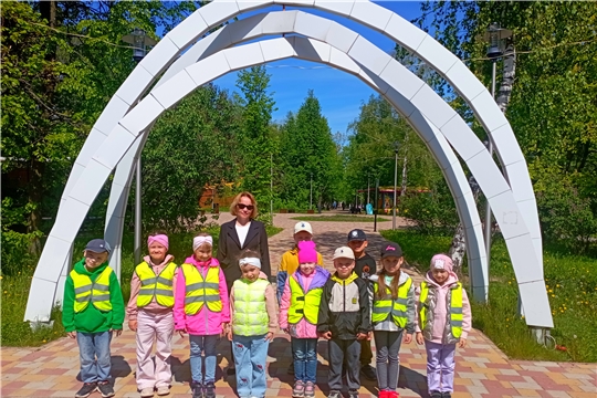 "По родному краю с рюкзаком шагаю"