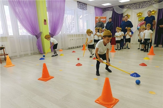 Музыкально-спортивное развлечение " День защитников Отечества"