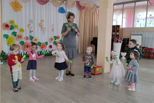 Развлечение «Музыкальный сундучок».