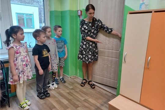 Безопасная дверь