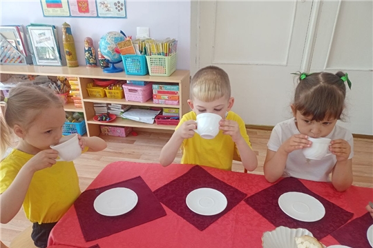 О пользе чая с молоком