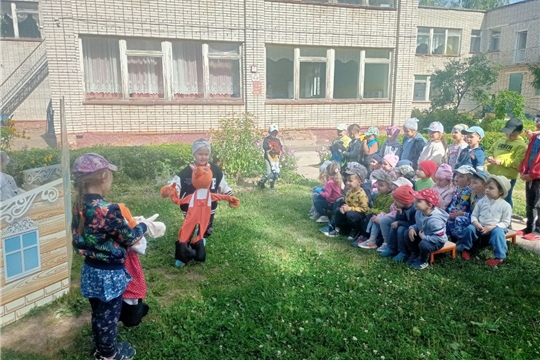 Кружок "Театр Умка" продолжает свою работу в летний период.