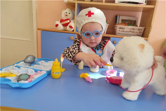 Воспитанники второй младшей группы «Умники и умницы» познакомились с профессией ветеринарного врача