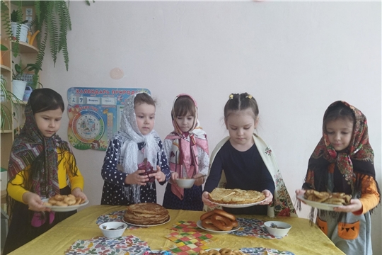 Празднование Масленицы 