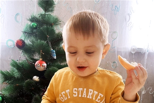 Полезные и праздничные фрукты