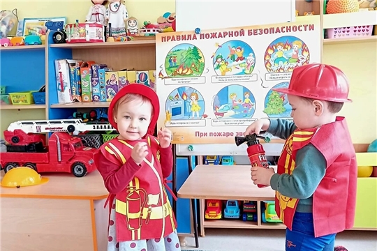 Куда спешат красные машины