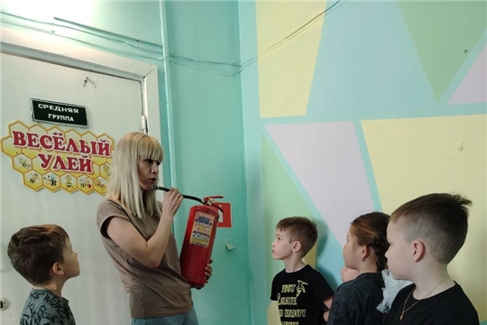 "Как пользоваться огнетушителем"