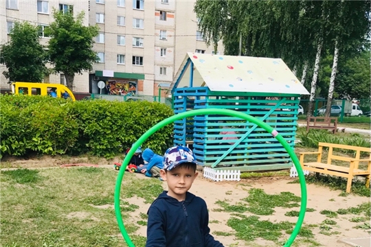 «Игры с обручем»