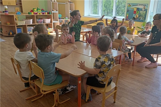 Отчётное занятие в кружке "Речецветик"