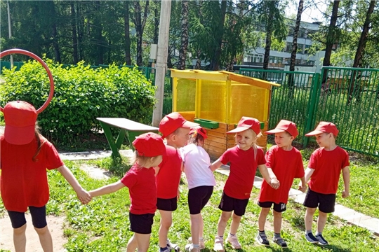 Игры на свежем воздухе.