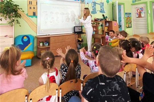Осторожно: ядовитые грибы и ягоды!