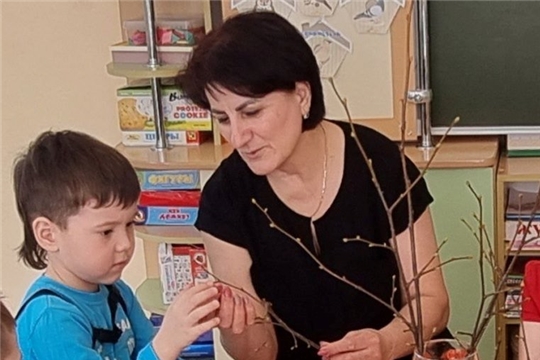 Наблюдение за распускающимися веточками.(1 корпус)
