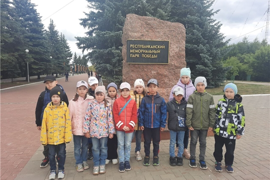 Дошколята возложили цветы к Вечному огню
